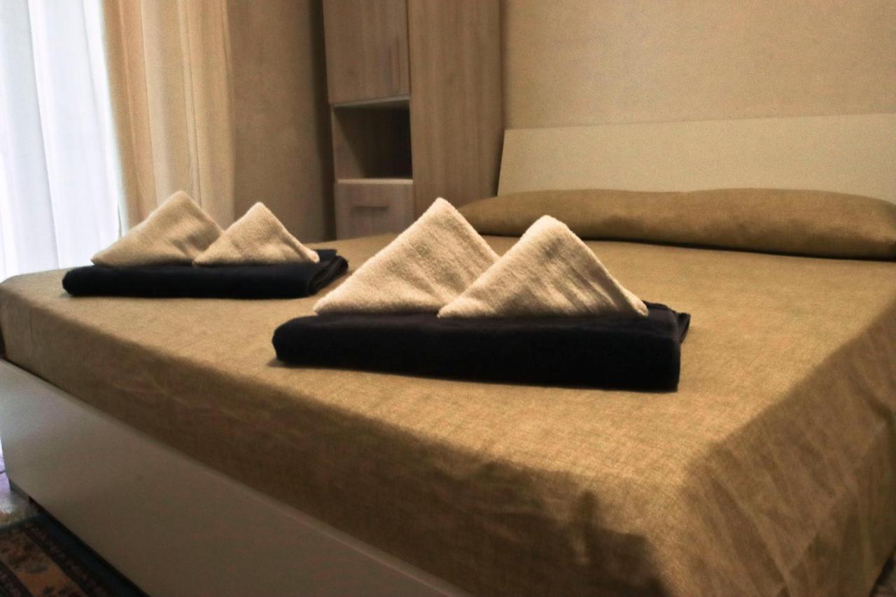 ナポリ オリンポ デグリ デイ Bed & Breakfast エクステリア 写真