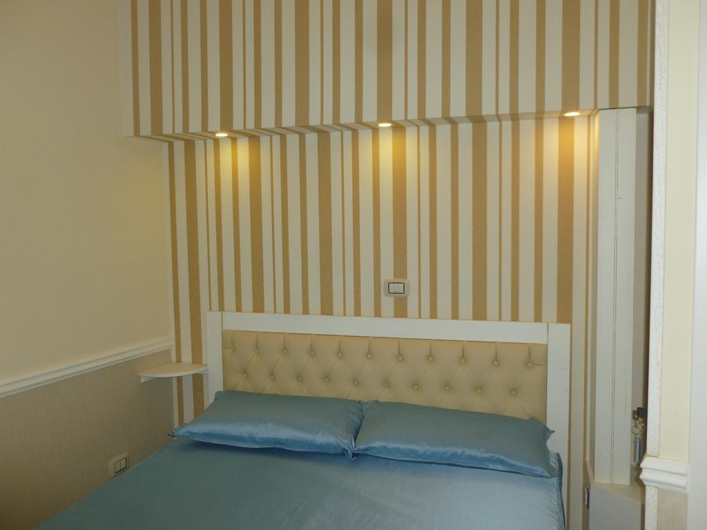ナポリ オリンポ デグリ デイ Bed & Breakfast エクステリア 写真